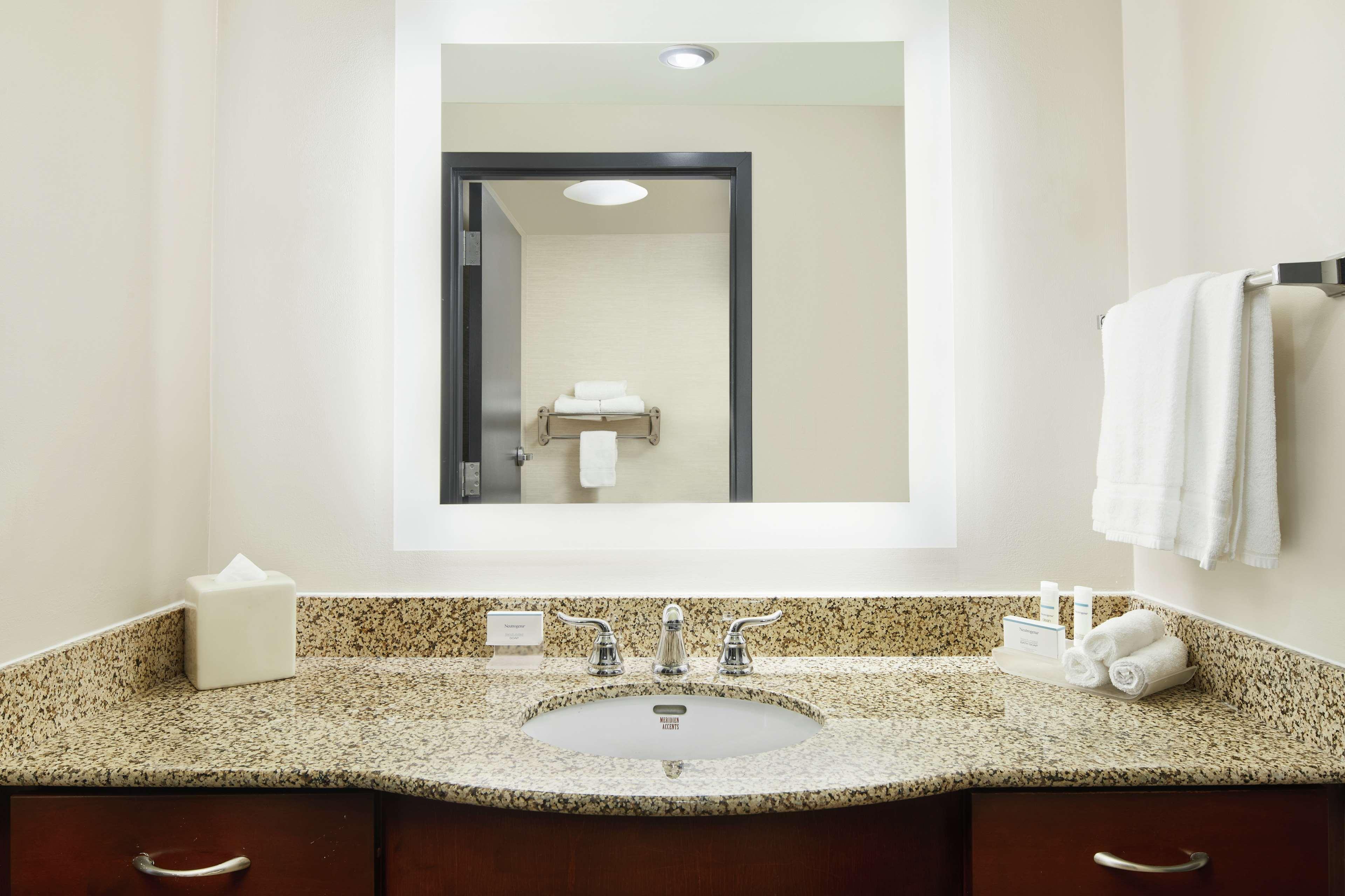 Homewood Suites By Hilton Columbus Eksteriør bilde
